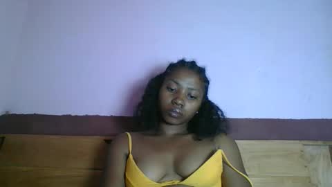 asmiraa online show from April 2026 10:59:02 PM