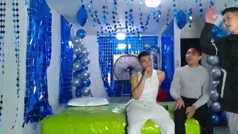 Snapshot of asmodeus7100 chatting on February 2025 12:09:01 AM THOMAS AND DAMIAND online show from February 2025 12:09:01 AM