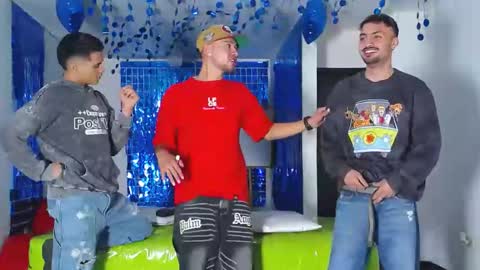 Snapshot of asmodeus7100 chatting on March 2025 12:15:01 AM THOMAS AND DAMIAND online show from March 2025 12:15:01 AM