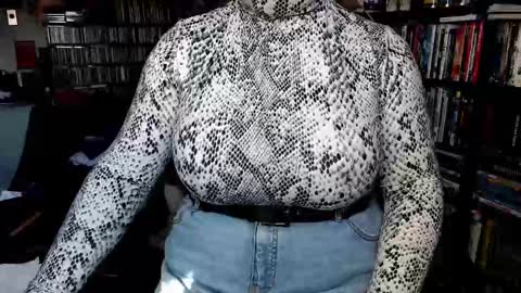 Snapshot of aspen_vale chatting on March 2026 06:34:01 PM Aspen Vale online show from March 2026 06:34:01 PM