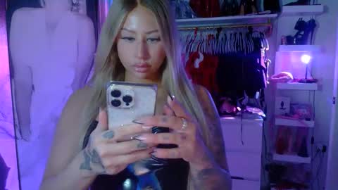 iwantaspen online show from January 2025 11:49:02 PM