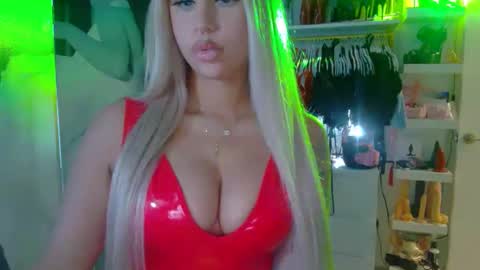 iwantaspen online show from February 2025 09:46:01 PM