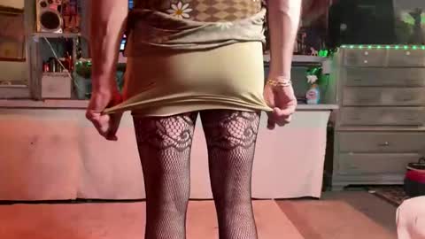 SIR WILLIAM online show from December 2025 08:54:01 AM