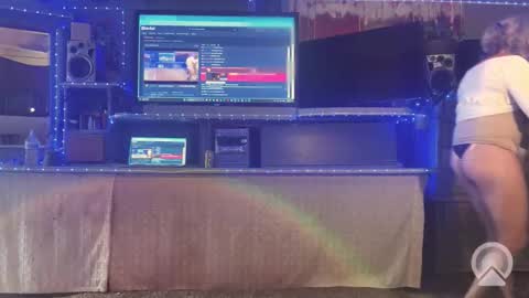SIR WILLIAM online show from May 2026 11:06:02 PM