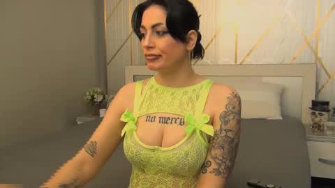 Snapshot of asshantiyx chatting on January 2026 07:12:02 AM Ash online show from January 2026 07:12:02 AM