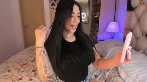 Ashley online show from January 2025 08:26:02 PM