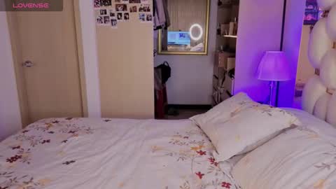 Ashley online show from November 2025 10:20:02 PM