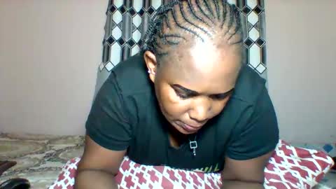 Snapshot of assqueen4 chatting on October 2025 07:07:02 PM FLORAH DANIEL online show from October 2025 07:07:02 PM