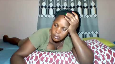 Snapshot of assqueen4 chatting on December 2025 07:12:02 PM FLORAH DANIEL online show from December 2025 07:12:02 PM