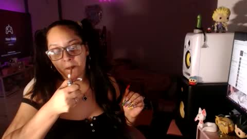 Snapshot of asstasticgamer chatting on April 2026 07:13:02 AM AsstasticGamer online show from April 2026 07:13:02 AM