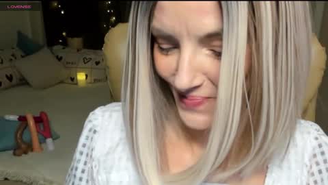 Snapshot of asteris_stella chatting on November 2025 07:56:02 PM Asteris online show from November 2025 07:56:02 PM