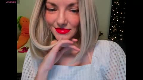 Snapshot of asteris_stella chatting on May 2026 02:41:01 AM Asteris online show from May 2026 02:41:01 AM
