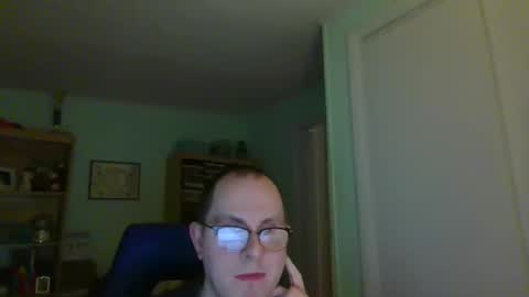 Andrew or Smiley Read the message in bold above the bio design for info on the situation. online show from March 2025 02:29:01 AM