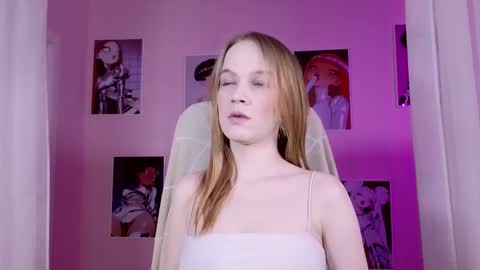 Snapshot of astra_lis chatting on March 2025 12:23:01 PM Astra online show from March 2025 12:23:01 PM