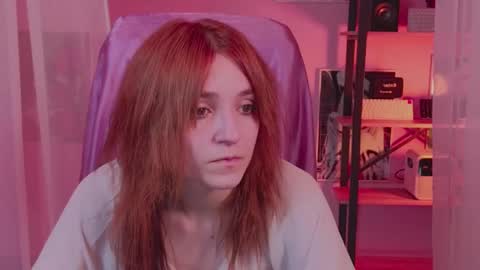 Snapshot of astra_lis chatting on September 2025 12:20:01 PM Astra online show from September 2025 12:20:01 PM