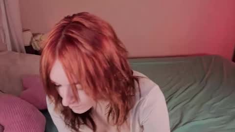 Snapshot of astra_lis chatting on October 2025 12:34:02 PM Astra online show from October 2025 12:34:02 PM