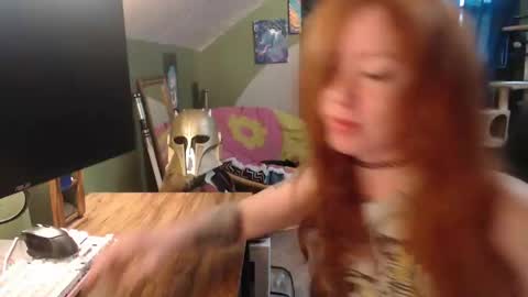 AstraeaSiren online show from April 2026 05:17:01 PM