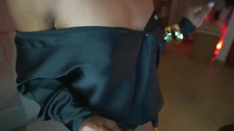 Astrea online show from September 2025 12:11:01 AM