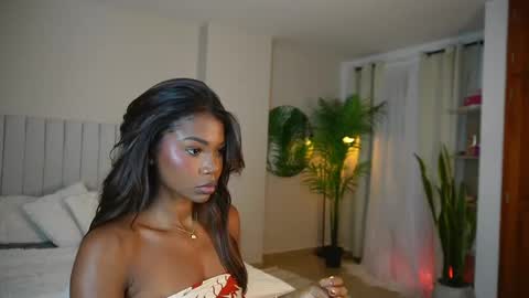 Snapshot of astrea_1 chatting on April 2026 12:02:02 AM Astrea online show from April 2026 12:02:02 AM