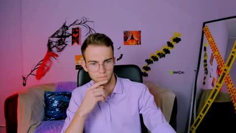 astren online show from November 2025 01:13:01 PM