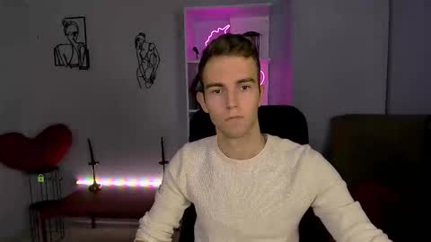 astren online show from November 2025 01:12:02 PM