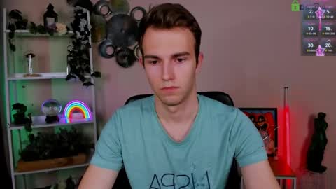 astren online show from April 2026 06:08:02 PM