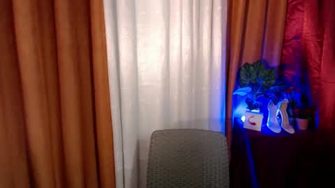 Astrid online show from February 2025 02:53:01 AM