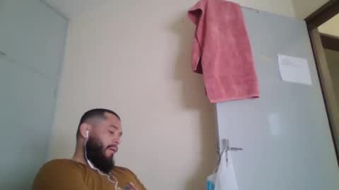 Snapshot of astro_boy_01 chatting on April 2026 06:06:02 PM astro_boy_01 online show from April 2026 06:06:02 PM