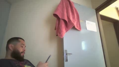 Snapshot of astro_boy_01 chatting on April 2026 05:54:01 PM astro_boy_01 online show from April 2026 05:54:01 PM