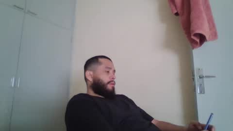 Snapshot of astro_boy_01 chatting on April 2026 06:27:01 PM astro_boy_01 online show from April 2026 06:27:01 PM