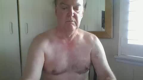 Snapshot of astute008 chatting on December 2025 05:34:01 AM astute008 online show from December 2025 05:34:01 AM