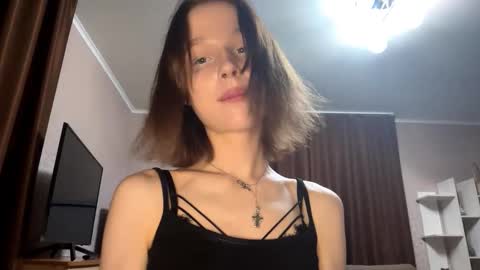 Asuna online show from March 2026 10:21:02 PM