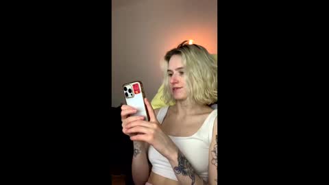 asya_new online show from December 2025 02:37:01 PM