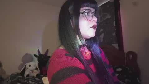 Snapshot of atena_hill93 chatting on April 2026 08:18:01 PM Atena online show from April 2026 08:18:01 PM