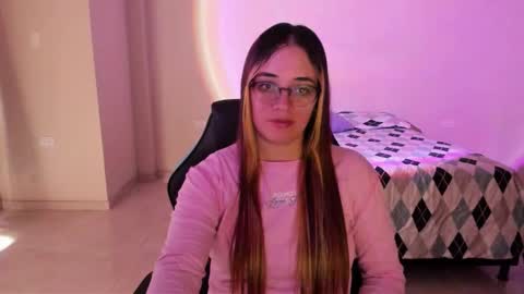 atenas online show from September 2025 06:29:02 PM