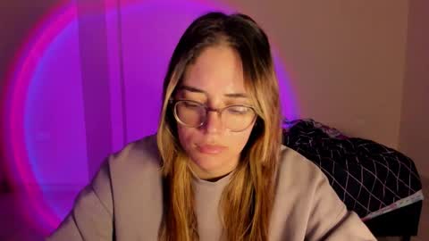 atenas online show from November 2025 09:31:02 AM