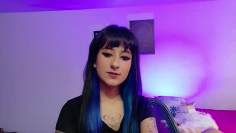 Atenea online show from April 2026 09:04:01 PM