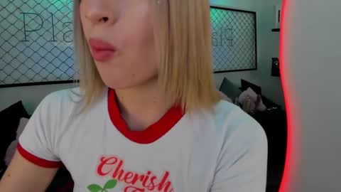 Snapshot of atenea_klett_ chatting on February 2025 01:06:01 PM ATENEA online show from February 2025 01:06:01 PM