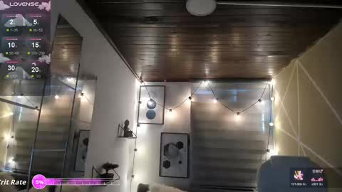 Snapshot of atenea_klett_ chatting on September 2025 01:55:02 PM ATENEA online show from September 2025 01:55:02 PM