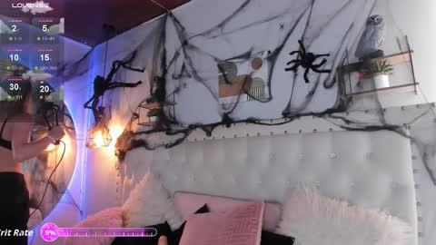 Snapshot of atenea_klett_ chatting on October 2025 01:45:02 PM ATENEA online show from October 2025 01:45:02 PM