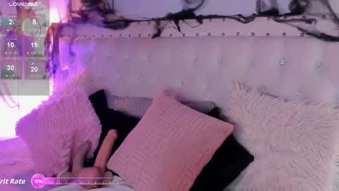 Snapshot of atenea_klett_ chatting on October 2025 01:57:02 PM ATENEA online show from October 2025 01:57:02 PM