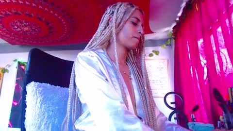 Atenea online show from October 2025 01:14:01 PM