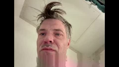 Snapshot of athandrew chatting on February 2026 08:32:01 AM jonnyandrew online show from February 2026 08:32:01 AM