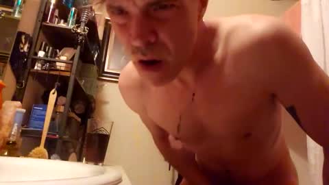 Snapshot of athandrew chatting on April 2026 07:37:02 PM jonnyandrew online show from April 2026 07:37:02 PM