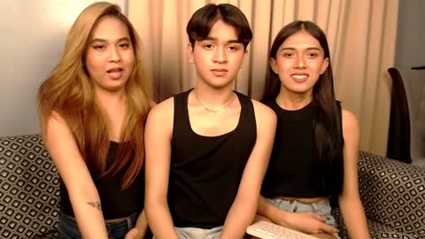 Snapshot of athenaheart chatting on January 2025 03:51:02 PM Ady online show from January 2025 03:51:02 PM