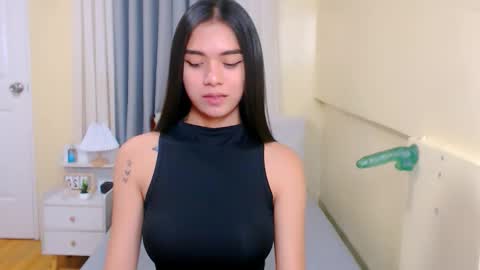 Snapshot of athenaheart chatting on February 2026 07:51:01 AM Ady online show from February 2026 07:51:01 AM