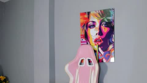 athenea__fox online show from December 2025 12:01:02 PM