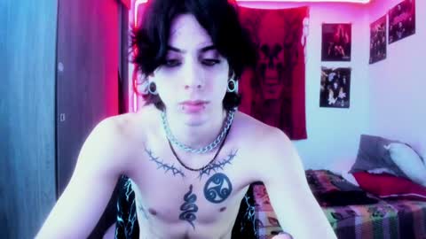 Snapshot of atheneoo_ chatting on December 2024 07:06:02 AM athenauwu online show from December 2024 07:06:02 AM