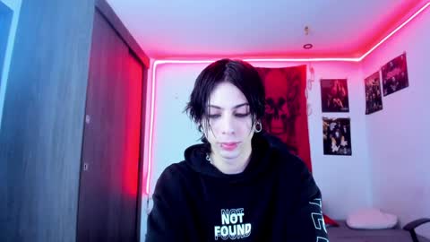 Snapshot of atheneoo_ chatting on January 2025 05:02:01 AM athenauwu online show from January 2025 05:02:01 AM