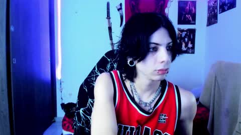 Snapshot of atheneoo_ chatting on February 2025 06:33:01 AM athenauwu online show from February 2025 06:33:01 AM